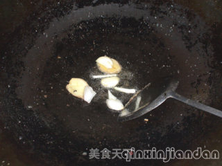 咖喱之薯仔咖喱鸡的做法步骤：2