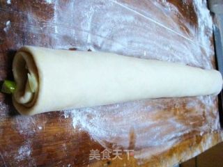 奶香葱油卷的做法步骤：3