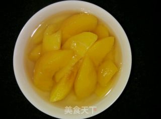 黄桃罐头的做法