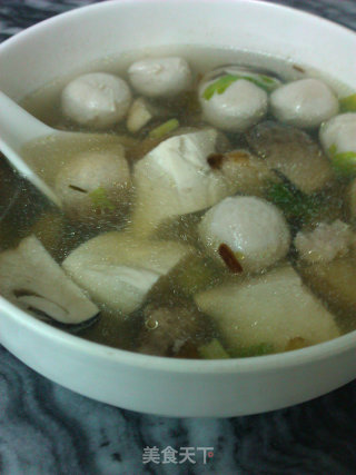 草菇丸子豆腐汤的做法