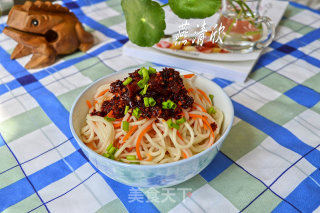 风味鸡油辣椒拌面的做法