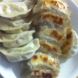 省油锅贴的做法