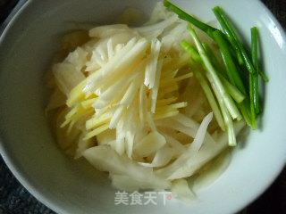 泡菜苕粉肉丝的做法步骤：2