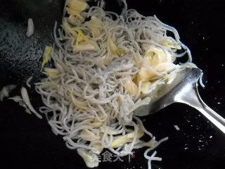 泡菜苕粉肉丝的做法步骤：2