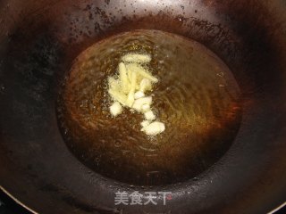 木耳炒肉丝的做法步骤：3