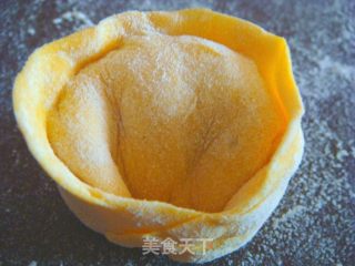 南瓜元宝黄金饺的做法步骤：2
