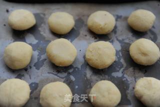 酒渍葡萄干夹心饼干的做法步骤：2