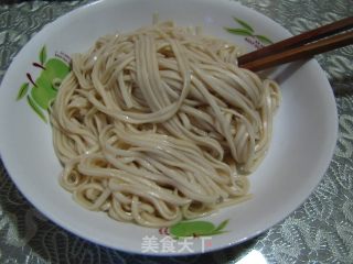 青椒肉丝面的做法步骤：2