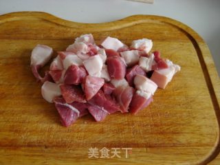 猪蹄子烧五花肉的做法步骤：5