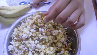 自己在家做零食“爆米花”的做法