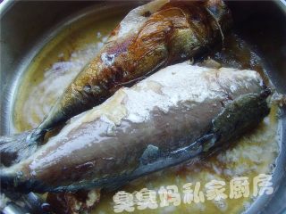 茄汁鲅鱼的做法步骤：2