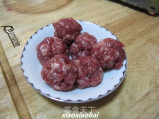 意大利牛肉丸子面的做法步骤：2