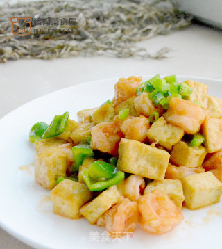 豆腐熘虾球的做法