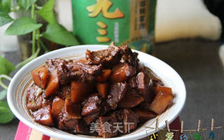 土豆炖排骨的做法