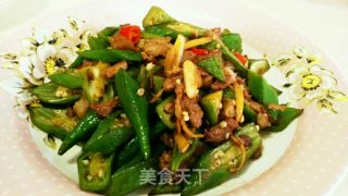 肉沫炒秋葵的做法