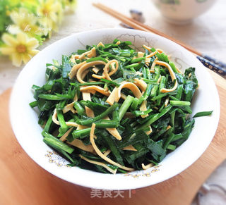 韭菜炒豆干的做法