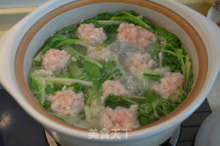 小白菜汆丸子的做法
