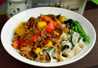 笋干肉酱面的做法