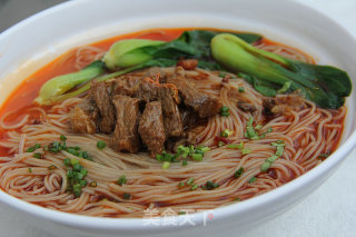 顺口味快餐莲藕面-牛肉莲藕面的做法