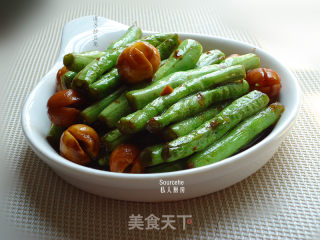 莲子炒豆角的做法