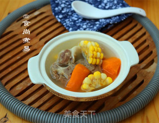 玉米胡萝卜猪骨汤的做法