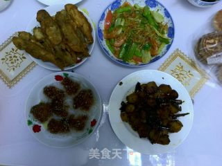 特味炒芹菜的做法
