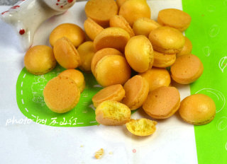 纯蛋黄饼干的做法