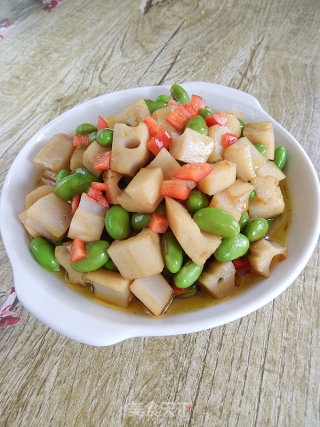 葱香藕丁拌毛豆的做法