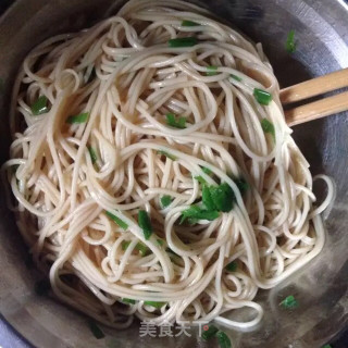 葱油面的做法