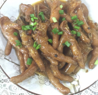 卤鸡爪的做法