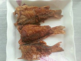 炸小鱼的做法