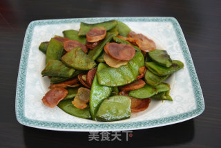 香肠炒扁豆的做法