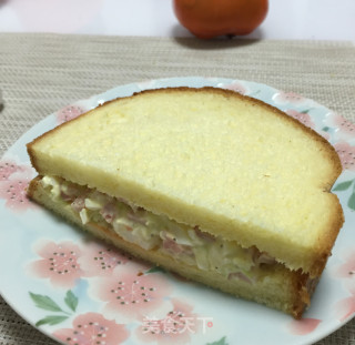 鸡蛋火腿三明治的做法