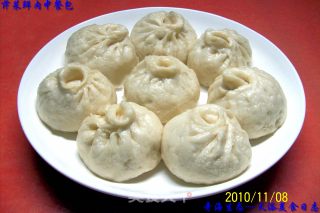 芹菜鲜肉中餐包的做法步骤：7