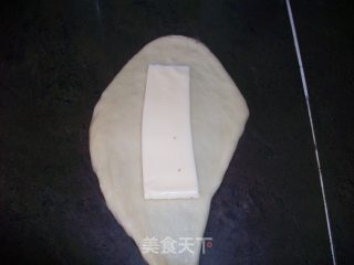 香肠芝士面包的做法步骤：6
