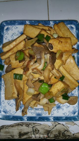 蘑菇烧豆腐的做法
