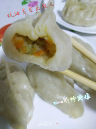 蚝油黄金翡翠白玉蒸饺儿（胡萝卜，青萝卜蚝油大蒸饺）的做法