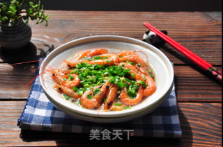 葱油金针菇蒸对虾的做法