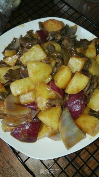 牛肉咖喱土豆的做法