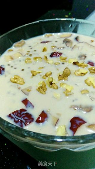 核桃红枣西米露的做法