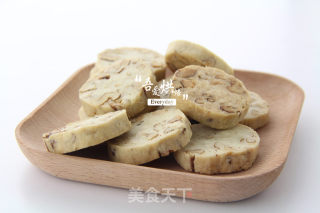 馋人的零食——红糖核桃饼干的做法
