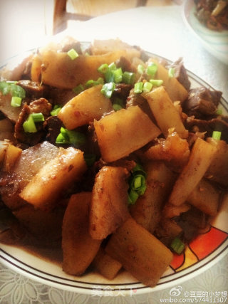 红烧牛肉炖萝卜的做法