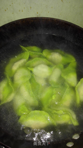 翡翠水饺的做法