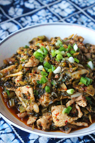 腌菜炒肉——米饭杀手的做法