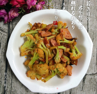 香肠烧菜花的做法