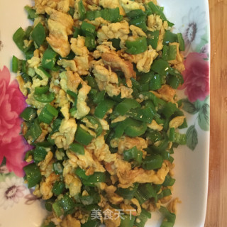 尖椒炒鸡蛋的做法