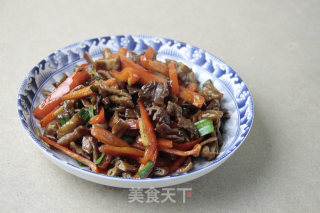 小炒腊猪肠的做法