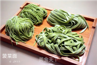 菠菜面的做法