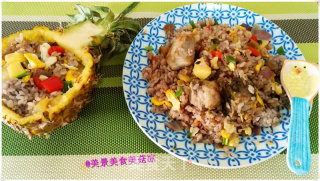 黑椒排骨菠萝炒饭的做法
