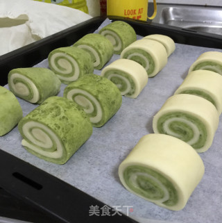 抹茶馒头双色卷的做法